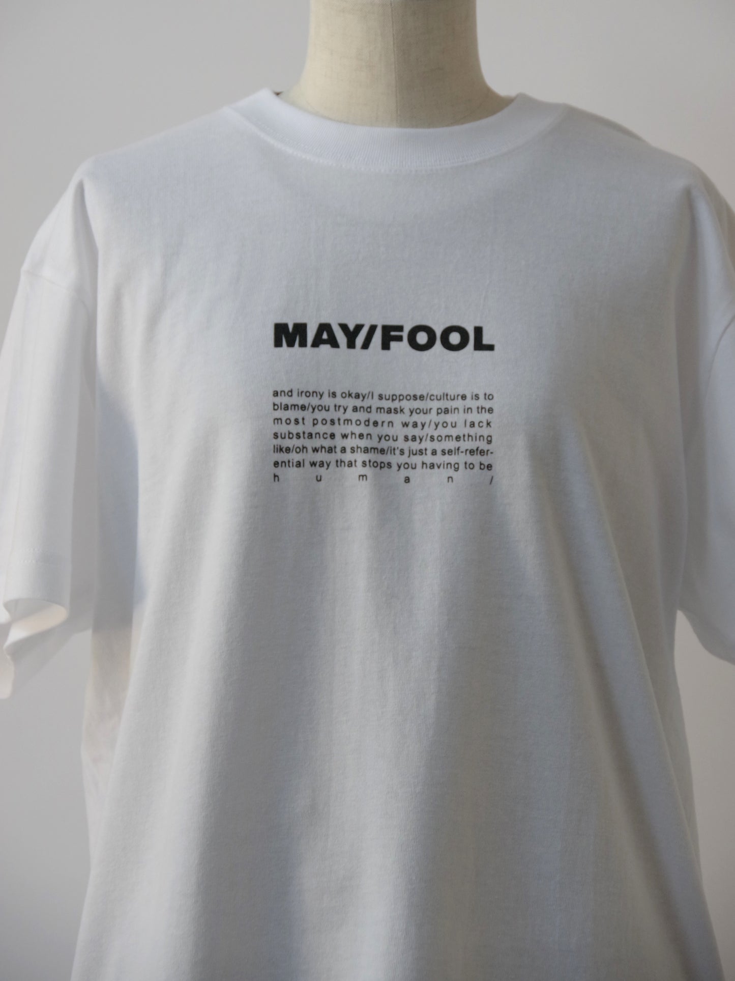 半袖TEE LOGO PRINT  | MAY/FOOL