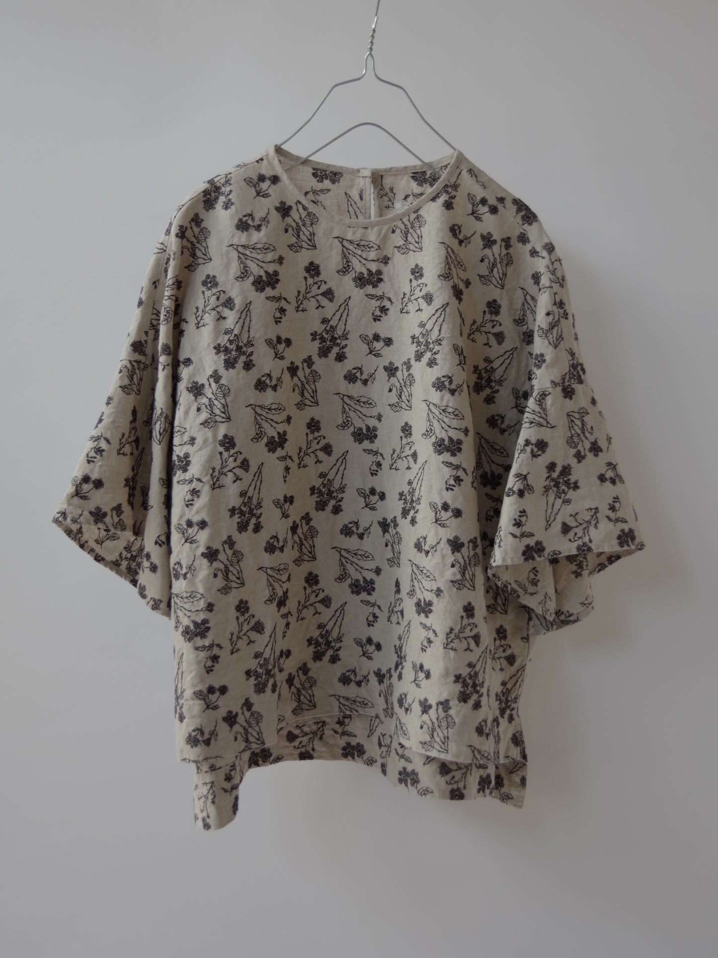 花氷 embroidery blouse | qiri