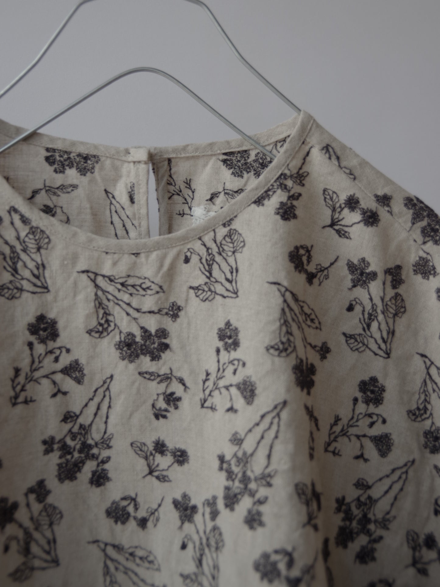 花氷 embroidery blouse | qiri