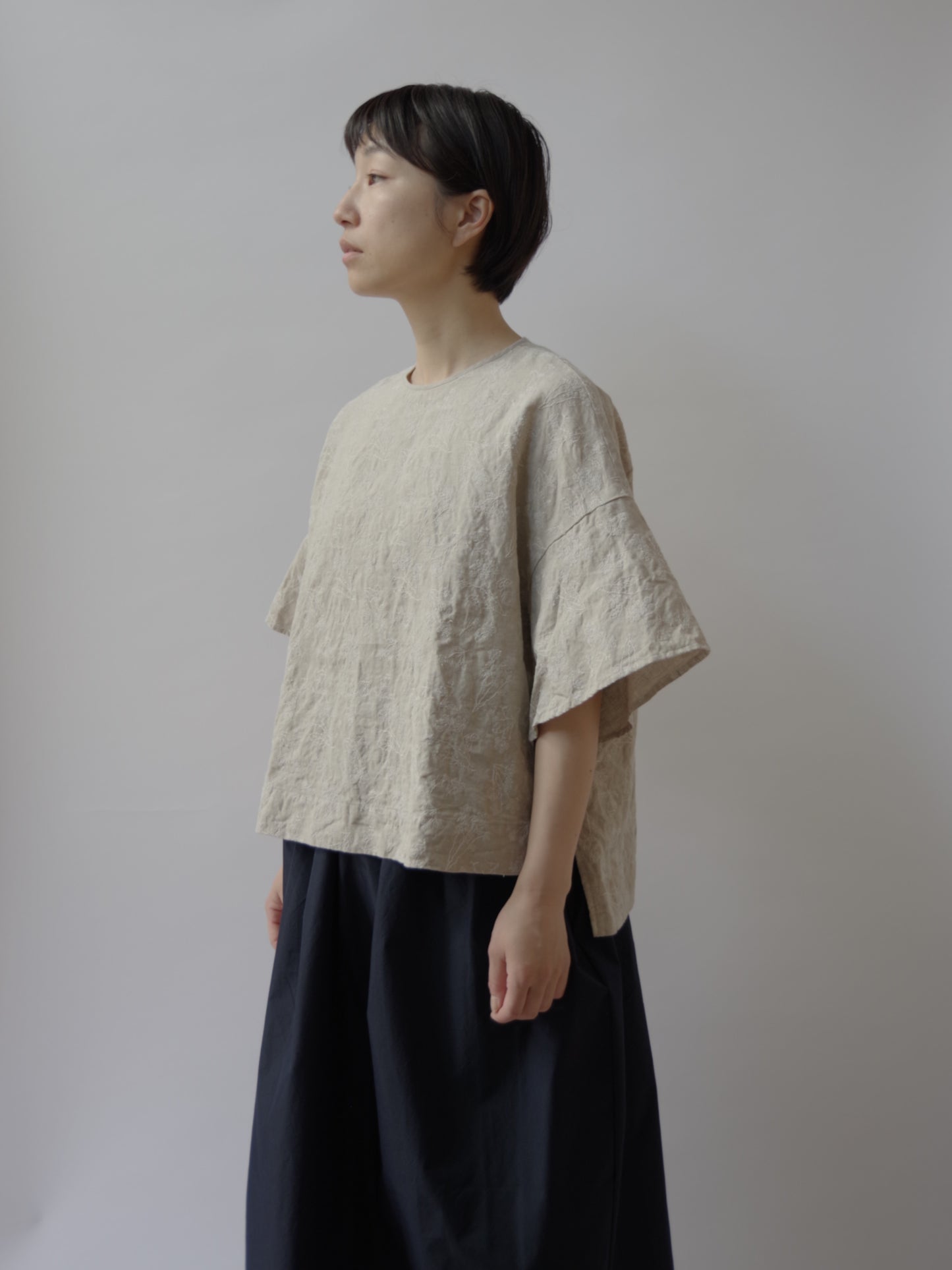 花氷 embroidery blouse | qiri