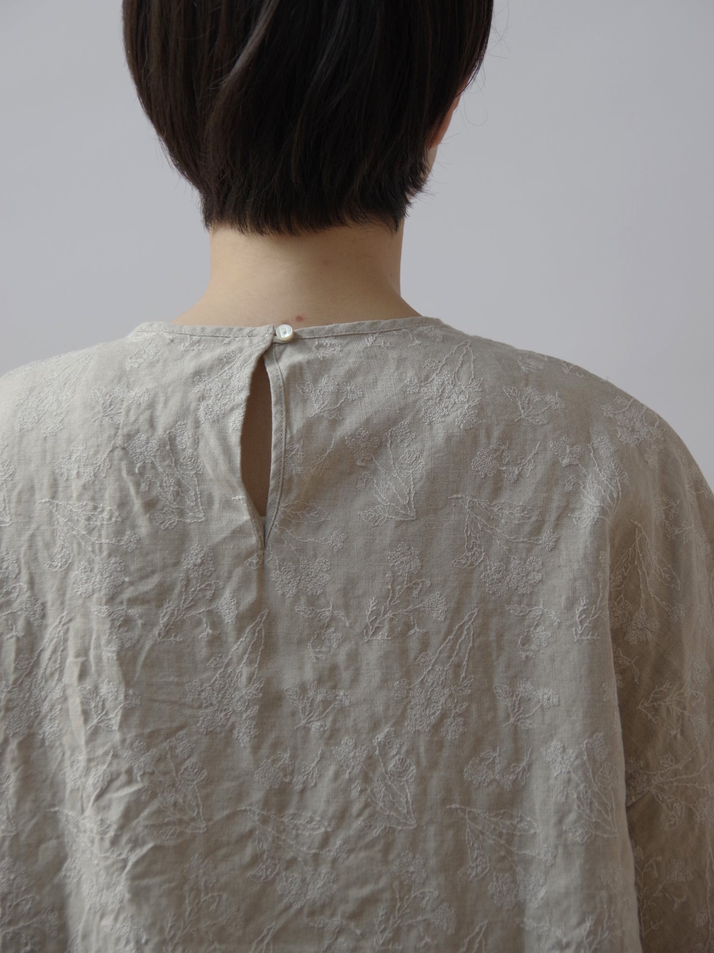 花氷 embroidery blouse | qiri